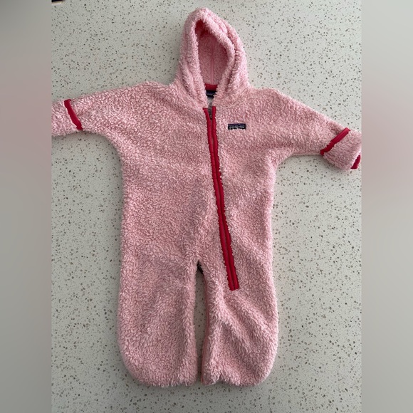 Patagonia fleece baby bunting